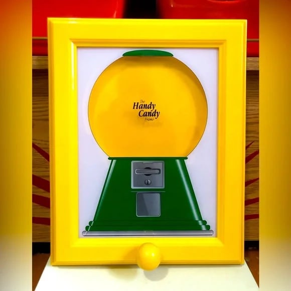 💝Beste gaveanbefaling 55 % rabatt🍬Sjelden retro bærbar godterihylle – hengende godterimaskin kunstverk🔥