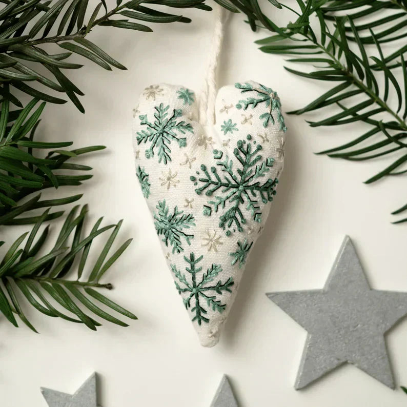 🎅Best Christmas Gift💖DIY Heart Shaped Hand Embroidered Christmas Ornament/Ornament Kit