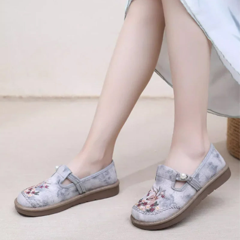 đ„Varmt salgâłBroderte, flate slip-on-sko for kvinne