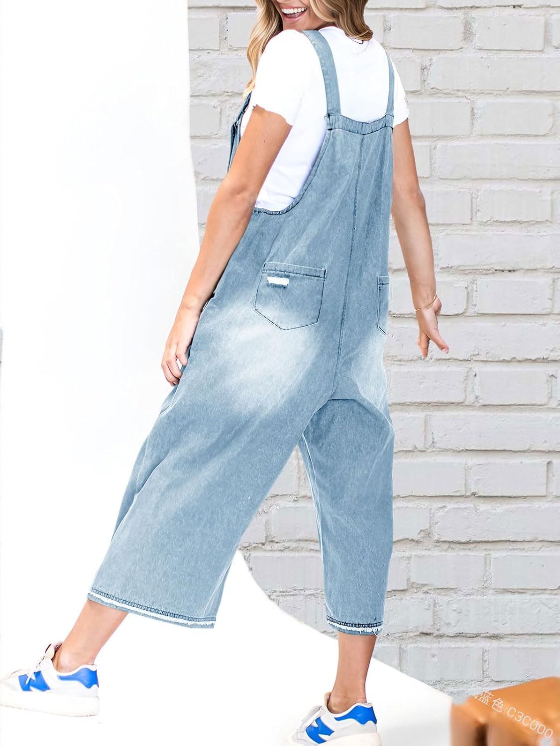 đ„FĂ„ 50 % rabatt i en begrenset periode đ SĂžt, uformell jumpsuit med knapper