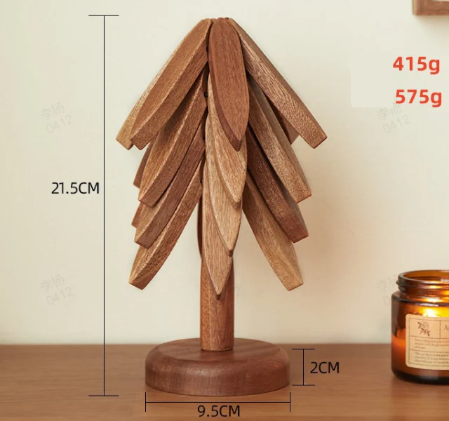 Isolerende koppe underlag i massivt tre, juletre design