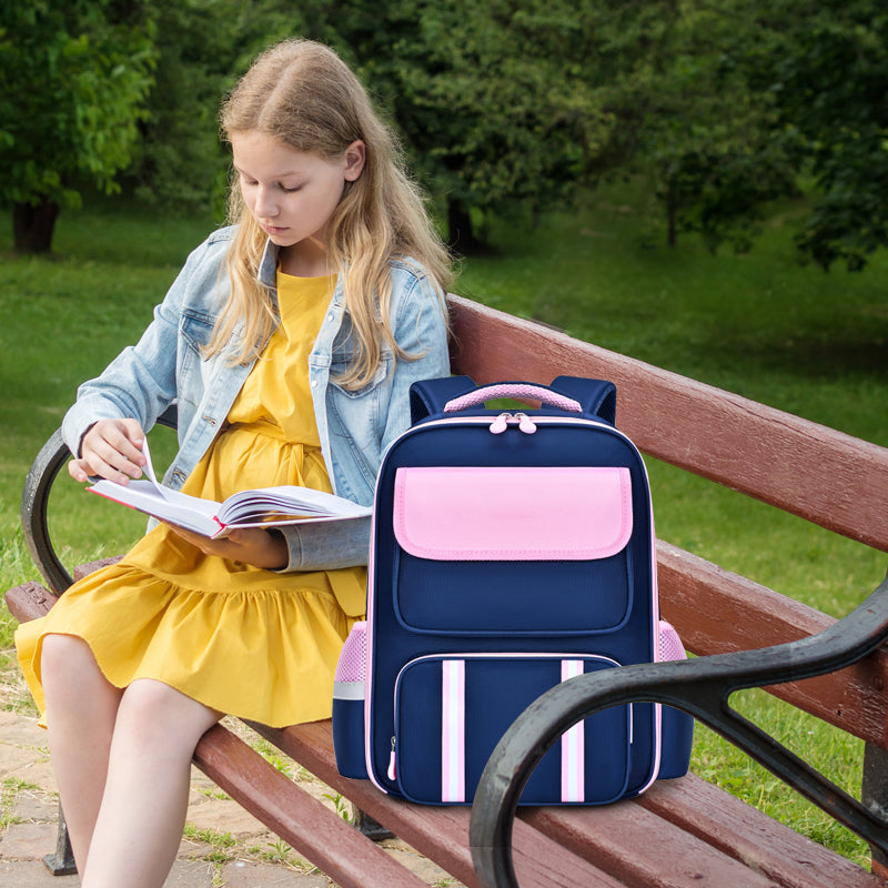Skolesekk med stor kapasitet for studenter