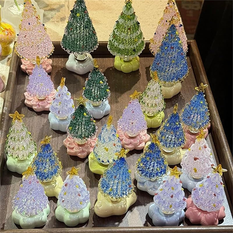 Håndlagde glasspynt til juletreet som kan roteres