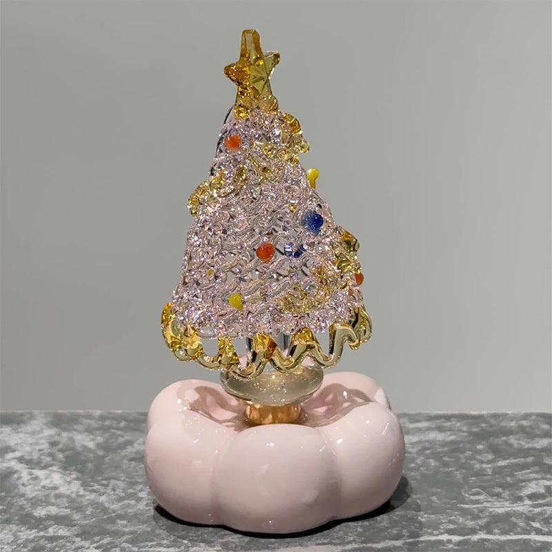 Håndlagde glasspynt til juletreet som kan roteres