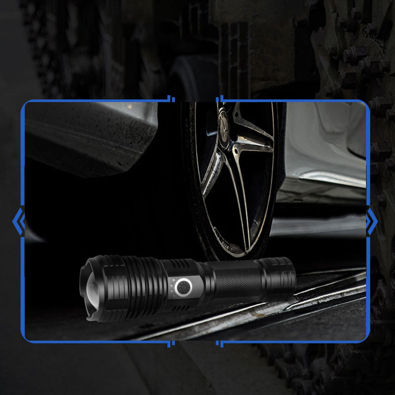 Sett med superlyse, vanntette, oppladbare lommelykter med zoom