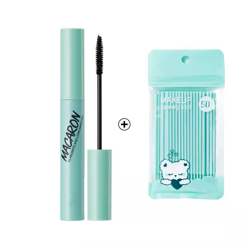 Smussfast, vannfast mascara som gir lengde, volum og krøll