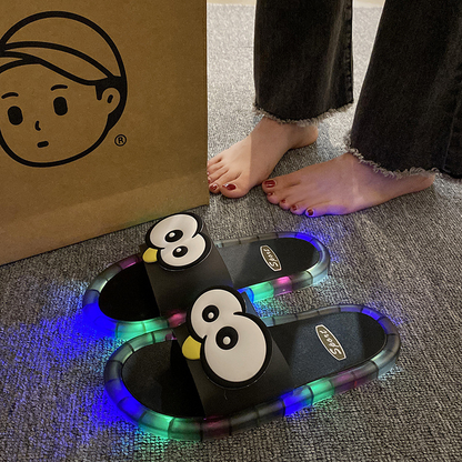 נעלי בית מצוירות עם תאורת LED