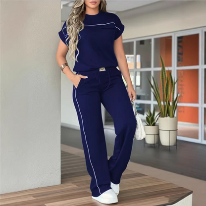 סט לנשים הכולל חולצת קז'ואל עם שרוולים קצרים ומכנסיים רחבים